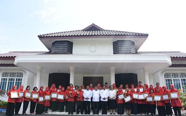 Kepala Dinas Pendidikan Deliserdang beserta seluruh jajaran. (ist/metro24jam.com)