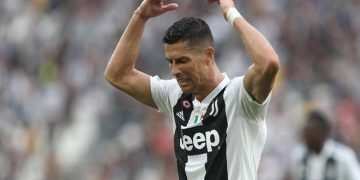 Setelah marah dan lempar baju, Ronaldo dikabarkan pindah ke PSG