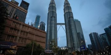 Pemerintah Malaysia melarang pemegang Long Term Pass dari Indonesia untuk masuki wilayah Malaysia