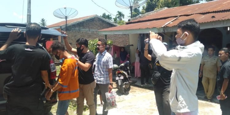 Rumah tersangka Human Trafficing Digeledah Polisi
