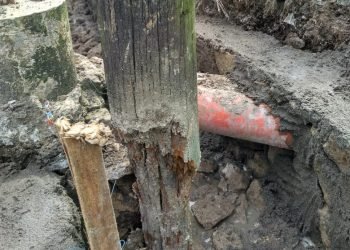 PT. PLN Cabang Siantar Segera Ganti Tiang Rusak