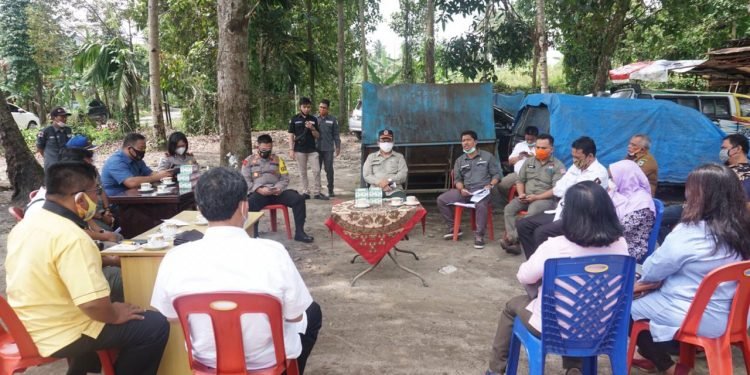 Bawaslu Siantar Adakan Rapat Koordinasi Di Alam Terbuka