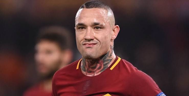 Tommaso Giulini menyatakan bahwa Radja Nainggolan akan tetap bersama Inter Milan musim depan.