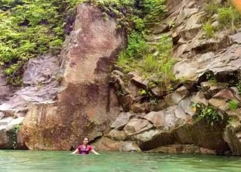 Wisata pemandian  di Panombean Panei “Marjandi Embong”