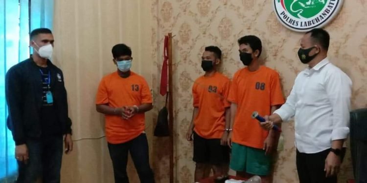 Personil Sat Narkoba Polres Labuhanbatu berhasil mengamankan terduga bandar sabu