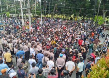 Tolak Omnibus Law, Demo Mahasiswa Siantar Ricuh