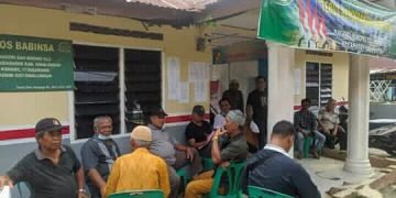Warga Nagori Bah Birong Ulu Manriah, Geruduk Kantor Pangulu