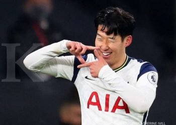 Liverpool vs Tottenham: Adu sikut pemuncak klasemen Liga Inggris