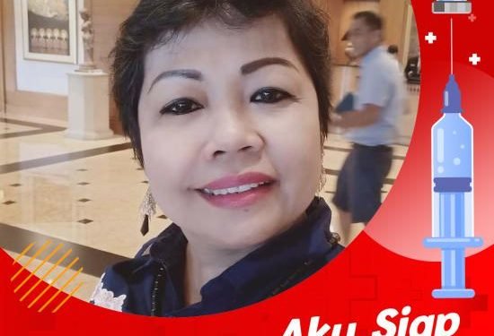 Plt. Kadis Kominfo Kota Siantar Dra. Kartini Batu Bara MM. Siap pertama kali untuk di Vaksin