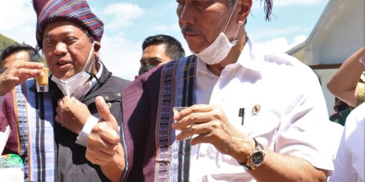 Menko Marves Luhut Binsar Pandjaitan Lakukan Kunjungan ke Silahisabungan