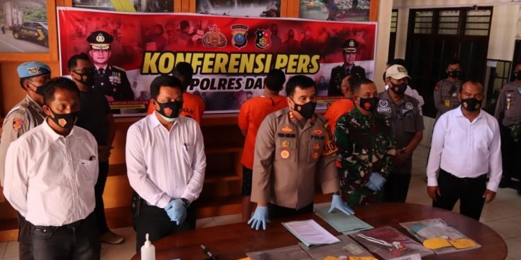 Polres Dairi Tetapkan Tiga Orang Tersangka Kasus Penganiayaan Kakek 81 Tahun