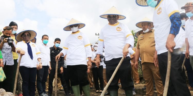 Bupati Simalungun Lounching Marharoan Bolon Membangun Simalungun