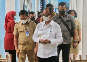 Kunjungi BKPPD Dan Dinas Capil, Wakil Bupati Simalungun Ajak ASN Berikan Pelayanan Dengan Hati