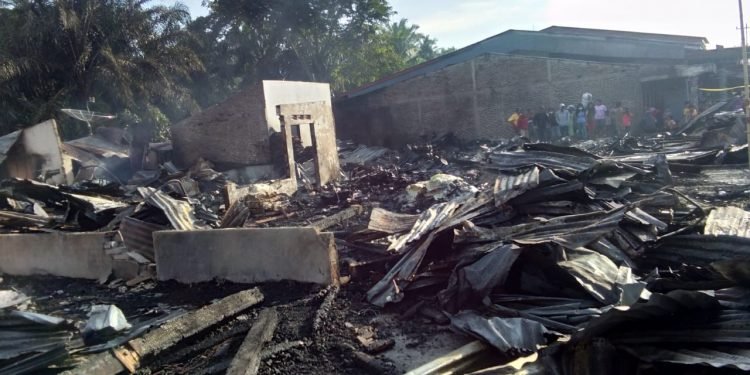 Delapan Rumah Warga Dilalap Sijago Merah