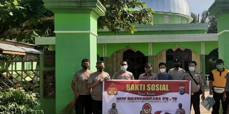 Sambut Hari Byangkari ke -75 , Polres Simalungun Gelar Bhakti Sosial di Masjid dan Gereja