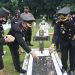 Peringati HUT Bhayangkara Ke 75, Polres Pematangsiantar – Simalungun Ziarah ke Taman Makam Pahlawan