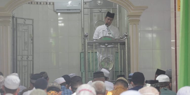 Walikota Sholat Idul Adha di Masjid Al – Falah Kelurahan Mekar Nauli Siantar Marihat