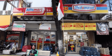 Aliansi Pedagang Sumbar Demo Tolak Alfamart