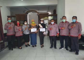 Putri Simalungun DWI ASTRINI meraih Runner Up I Dalam Pemilihan Putra Putri Pendidikan Se-Sumatera Utara Tahun 2021