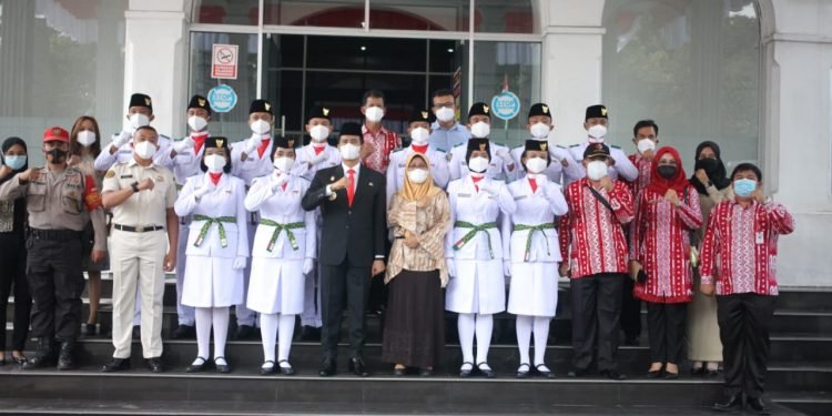 Walikota Siantar Dr. H. Hefriansyah SE.MM Kukuhkan Paskibraka Kota Pematangsiantar