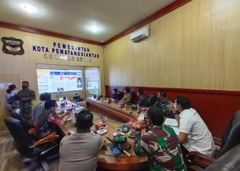 Walikota Pematangsiantar Ikuti Rakor Virtual dengan Menko Perekonomian Pelaksanaan PPKM Level IV di Luar Jawa dan Bali