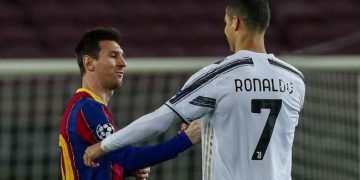 Messi Tinggalkan Barcelona, Penuhi Tantangan Ronaldo?