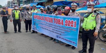 Kanit Lantas Polsek Medan Area Iptu M.Simanjuntak Pimpin Operasi Patuh Toba 2021
