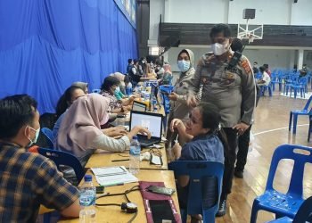 Polsek Medan Area Kembali Gelar  Vaksinasi Dosis Pertama Di GOR Yayasan Angsapura Medan