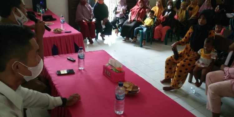 Kades Pasir Permit Dorong Masyarakat Mengikuti Vaksin