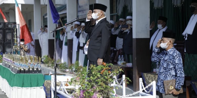 Diikuti 18 Pondok Pesantren, Bupati Asahan Pimpin Langsung Upacara HSN ke 6