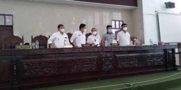 Walikota Pematangsiantar Hadiri Rapat Paripurna Usulan Pemberhentian Walikota Siantar dengan Masa Jabatan 2017-2022