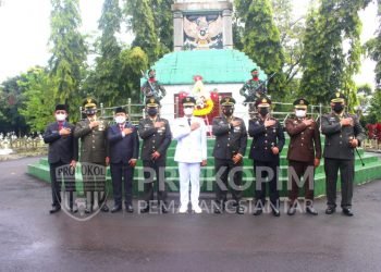 Wali Kota Pematangsiantar Ikuti Upacara Ziarah Nasional dalam Rangka Peringatan Hari Pahlawan Tahun 2021