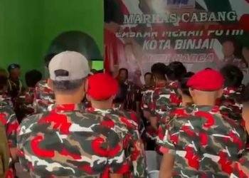 Ketua Markas Daerah LMP Sumut Berikan SK Kepada Ketua Markas Cabang LMP Binjai