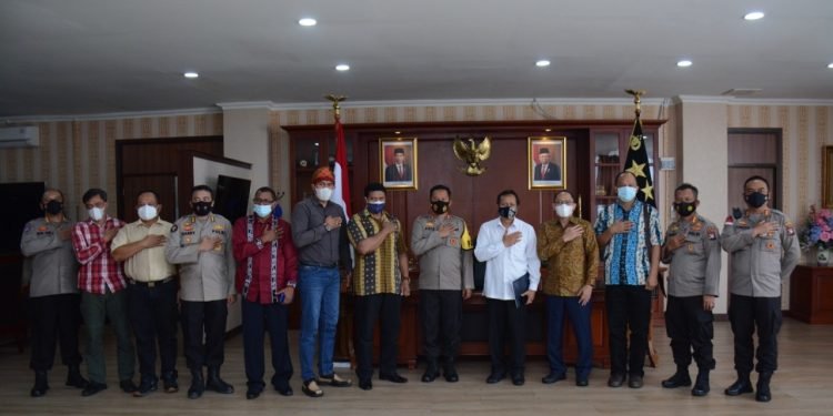 Kapolda Kepri Terima Kunjungan Persatuan Kekeluargaan Indonesia Timur (PERKIT)