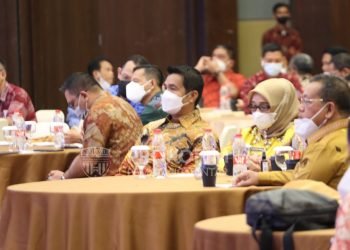 Wali Kota Pematangsiantar Hadiri Acara North Sumatra Invest Business Forum