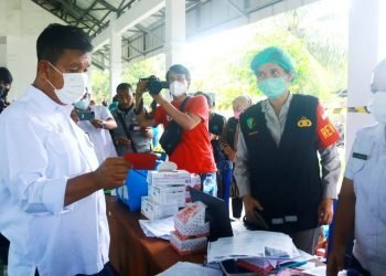 Bupati Simalungun Tinjau Pelaksanaan Vaksin Merdeka di Nagori Balimbingan, “Pelaksanaan Vaksinasi di Kabupaten Simalungun Sudah Mencapai 67%”