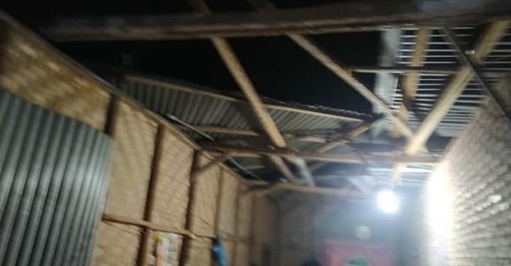 Angin Puting Beliung Robohkan Rumah Warga di Batu Bara