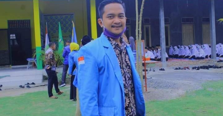 Ketua BEM Sekolah Tinggi Ilmu Tarbiah (STIT) Batubara Minta Bupati Copot Kadis PU Batubara