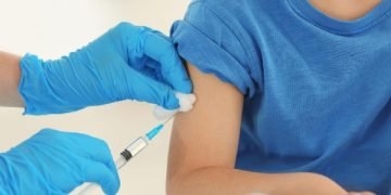 Demi BLT, Aku dipaksa Istriku untuk menerima vaksinasi!