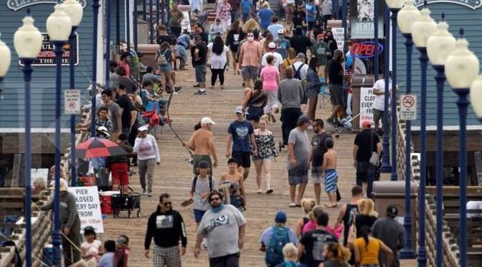 California menerapkan wajib masker di seluruh negara bagian saat kasus Covid-19 naik