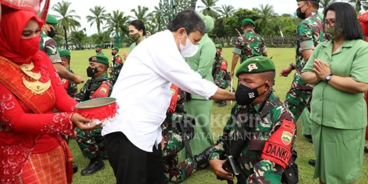 Wakil Wali Kota Pematangsiantar Hadiri Upacara Penyambutan Satgas Yonif 122/TS yang Telah Purna Tugas Melaksanakan Operasi RI-PNG di Sektor Selatan TA 2021