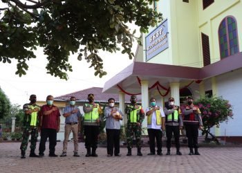 TNI/Polri Bersama Pemerintah Kabupaten Patroli Skala Besar Amankan Ibadah Natal di Gereja