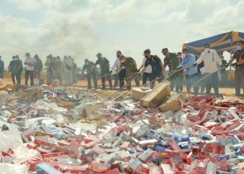 Bea Cukai Batam Memusnahkan 66,78 Juta Batang Rokok Ilegal