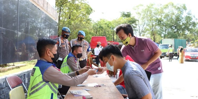 Satlantas Polresta Balerang Laksanakan Operasi Pengendalian Pemeriksaan dan Pengawasan Pajak Daerah Batam Bersama Dispenda Kota Batam