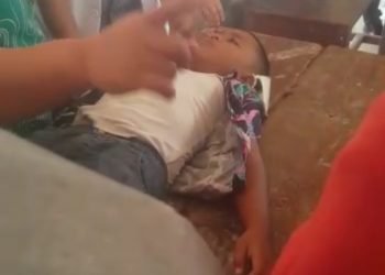 Bocah Cilik Kejang – Kejang lalu Pingsan Setelah Divaksin
