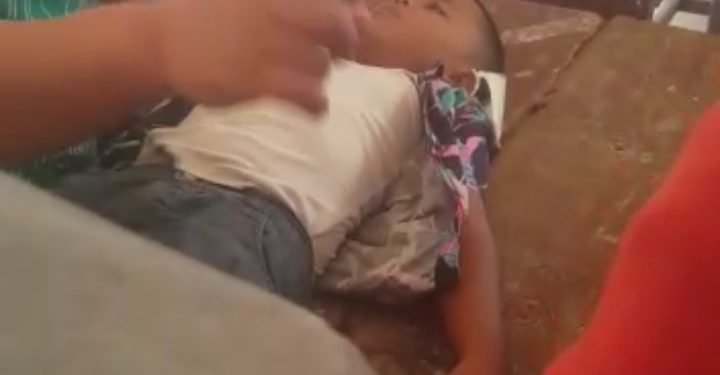 Bocah Cilik Kejang – Kejang lalu Pingsan Setelah Divaksin
