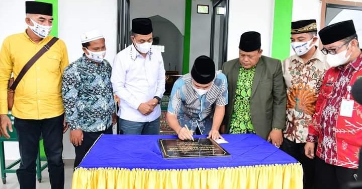 Ketua DPRD Batu Bara Dampingi Bupati Resmikan Masjid Baiturrohim Gunung Bandung