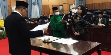 Ketua DPRD Batu Bara Lantik Rizky Aryetta, S.ST, PAW Anggota DPRD Batu Bara Fraksi Golkar