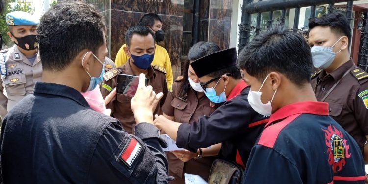 PB. ALAMP AKSI Desak Kejatisu Segera Mengusut Tuntas Berbagai Dugaan Praktik Korupsi di UIN Sumatera Utara