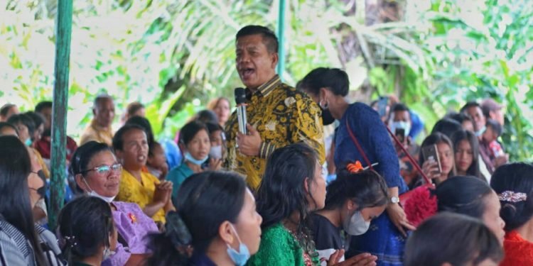 Bupati Simalungun Hadiri Peletakkan Batu Pertama Pembangunan Gereja Stasi St Josep Tumbukan Dalig Paroki St Stefanus Martir